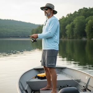 Huk Fishing Mens Grey Performance Shorts XL 6.5 Inseam Stretch Cargo Zippered